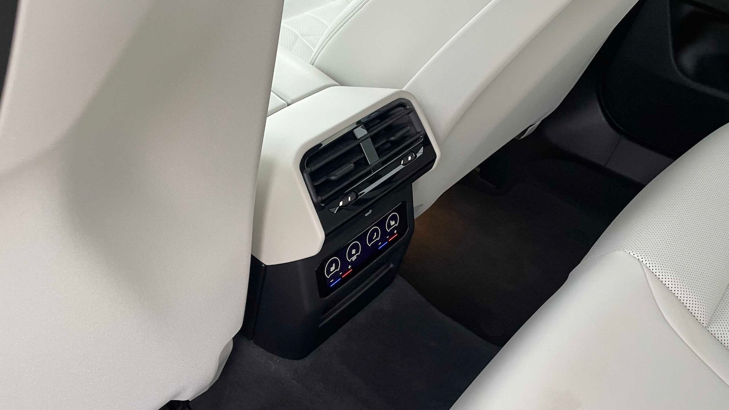 Used BMW 5 Series 2024 for sale - 77093355: Photo 29