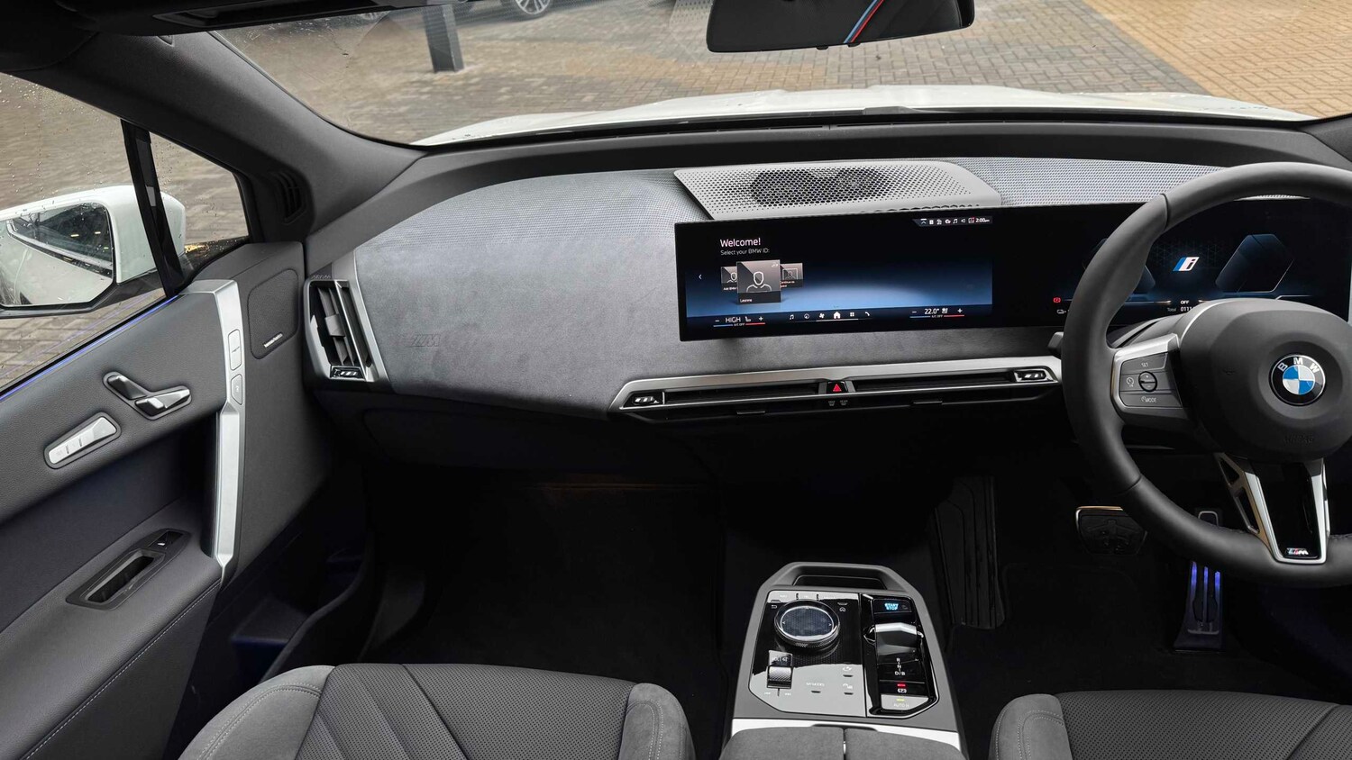 Used BMW iX 2025 for sale - 77756571: Photo 7