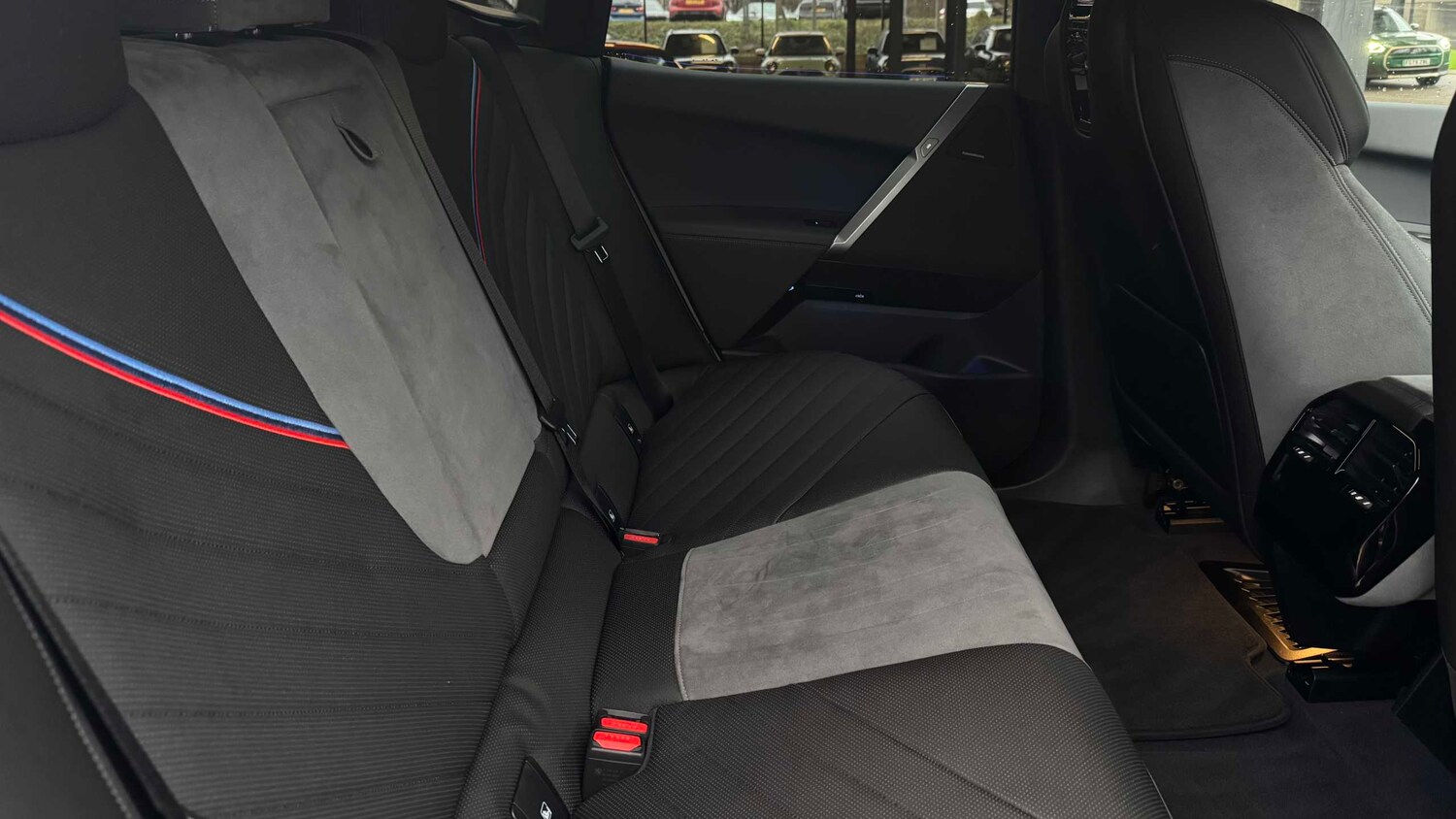 Used BMW iX 2025 for sale - 77756571: Photo 9