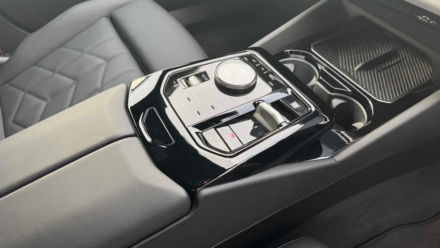 Used BMW 5 Series 2024 for sale - 77740764: Photo 24