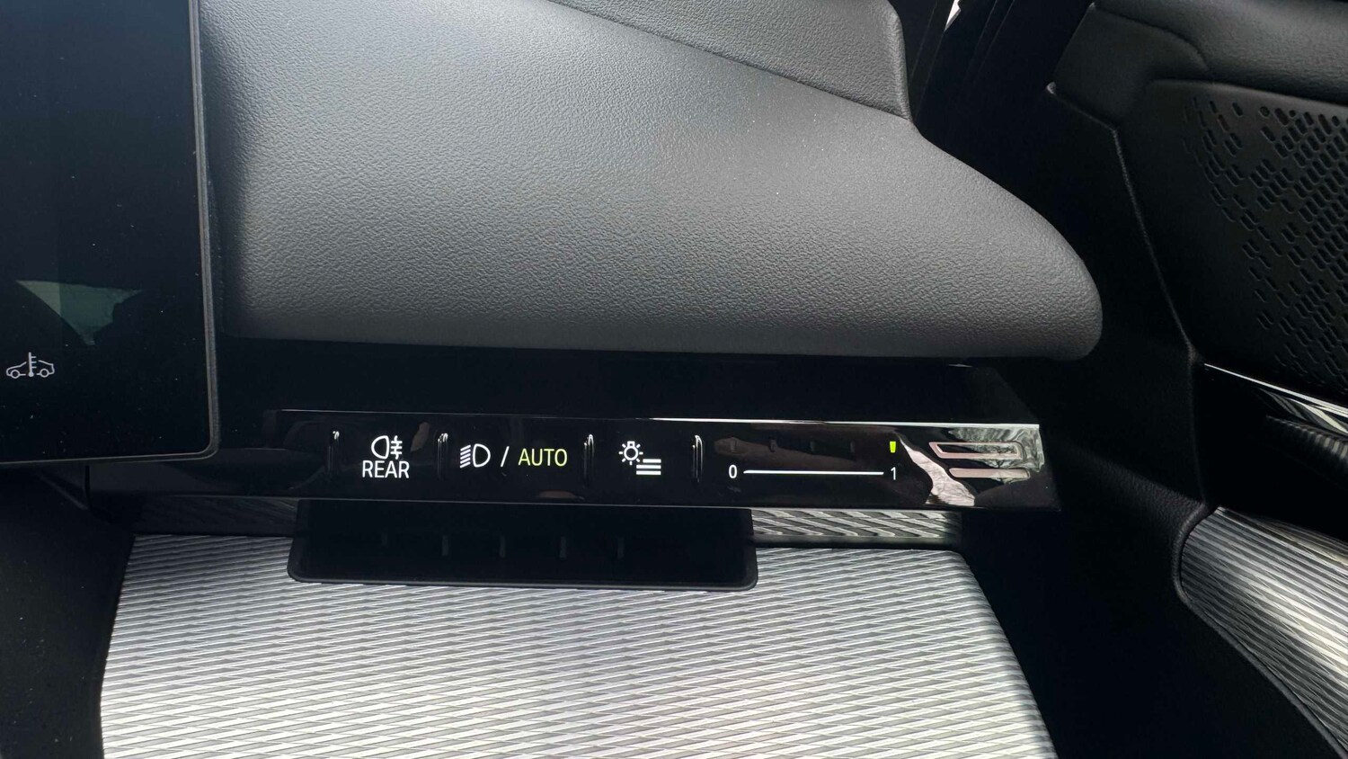 Used BMW 5 Series 2024 for sale - 77740764: Photo 28