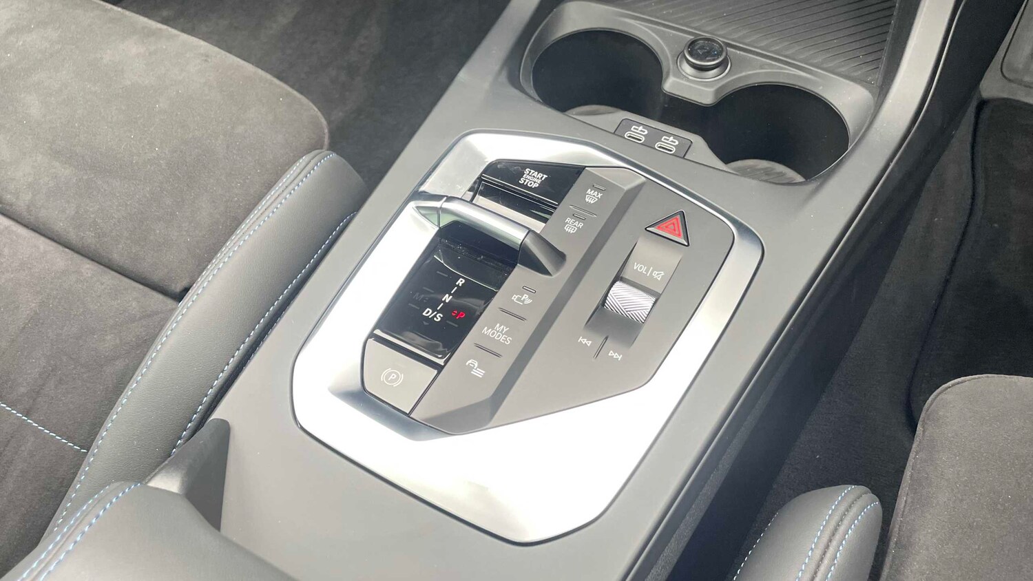 Used BMW 1 Series 2024 for sale - 77686525: Photo 15