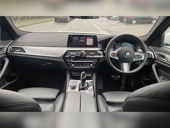 Used BMW 5 Series 2019 for sale - 77257233: Photo