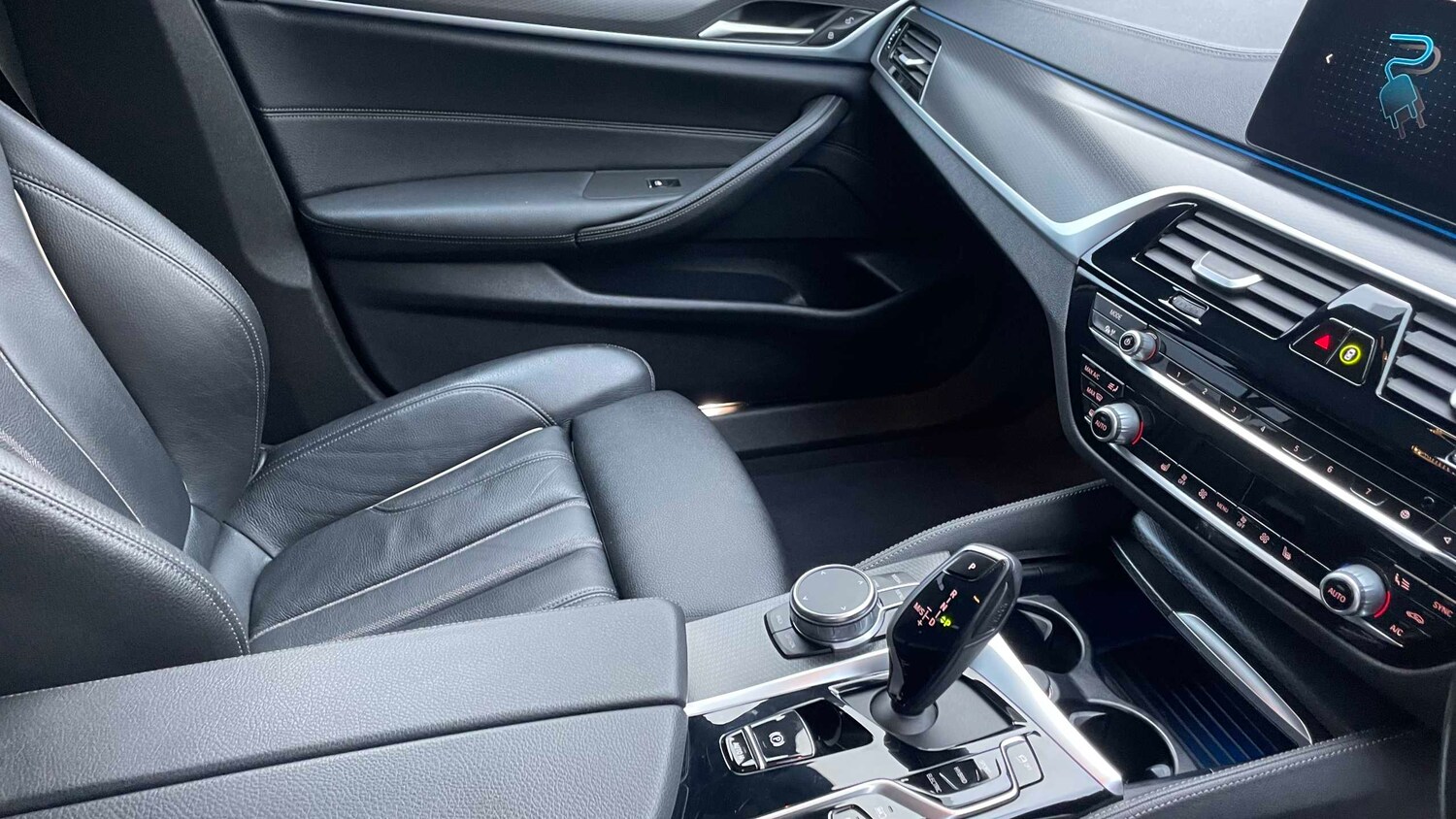 Used BMW 5 Series 2022 for sale - 76804753: Photo 32