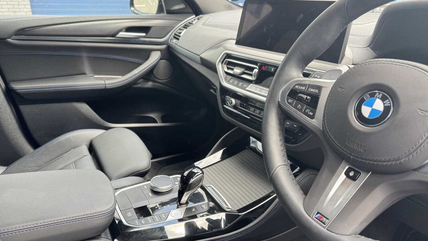 Vehicle 22