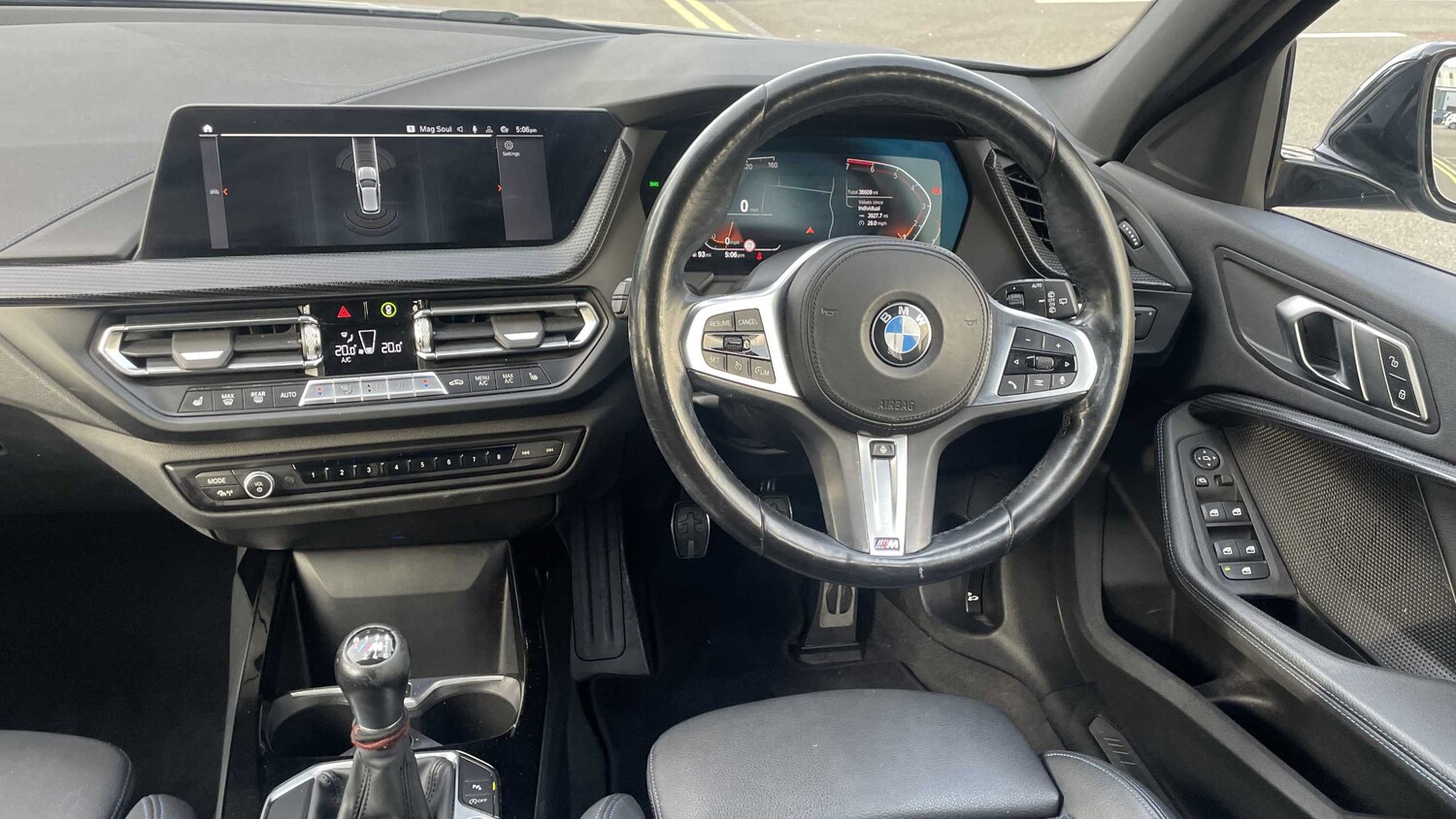 Used BMW 1 Series 2023 for sale - 76022380: Photo 5