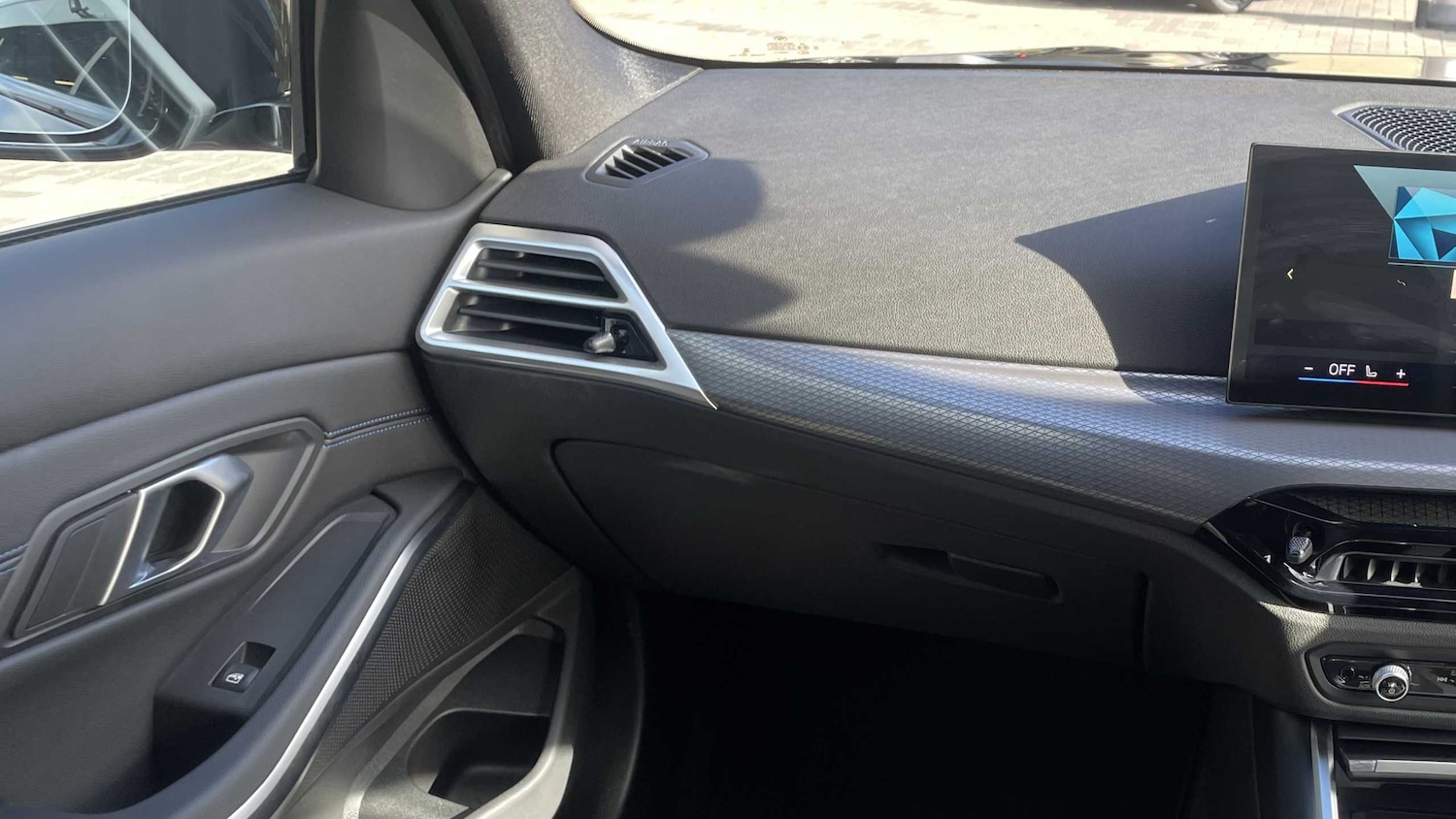 Used BMW 3 Series 2025 for sale - 76351745: Photo 6