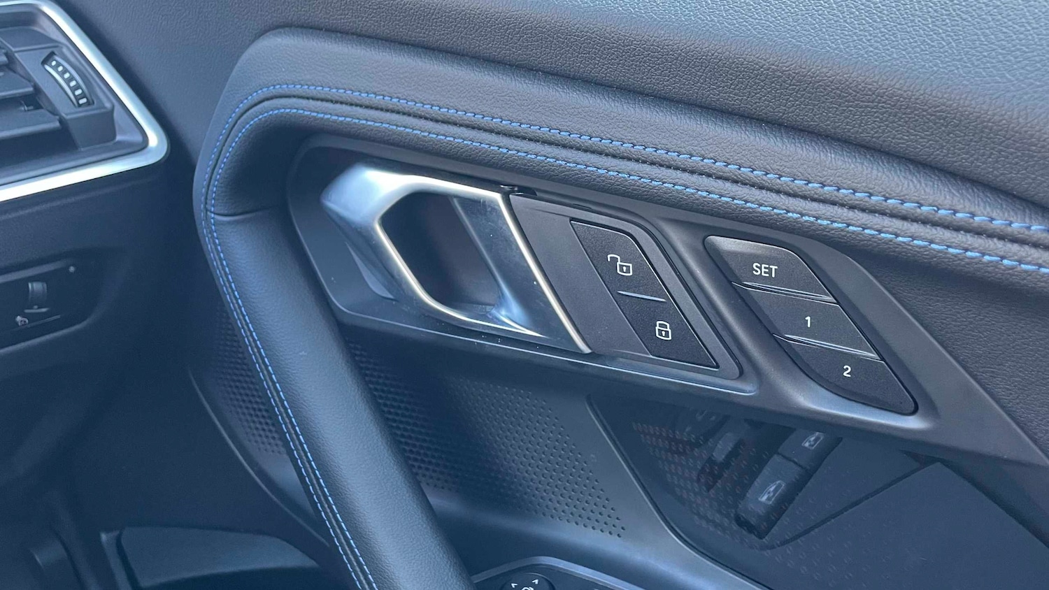 Used BMW 2 Series 2024 for sale - 77928538: Photo 29