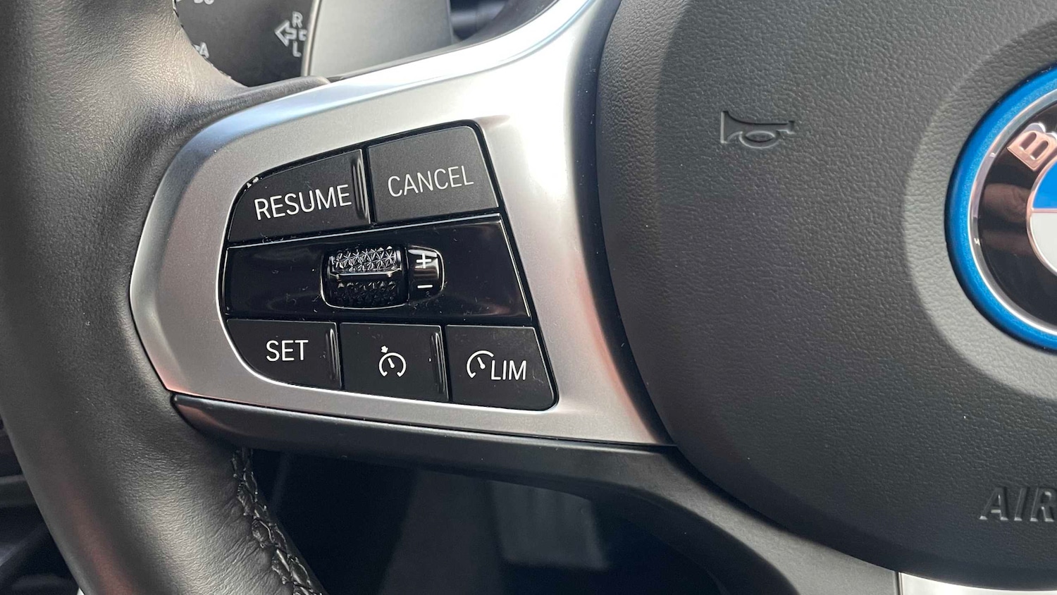 Used BMW 3 Series 2024 for sale - 76804981: Photo 21