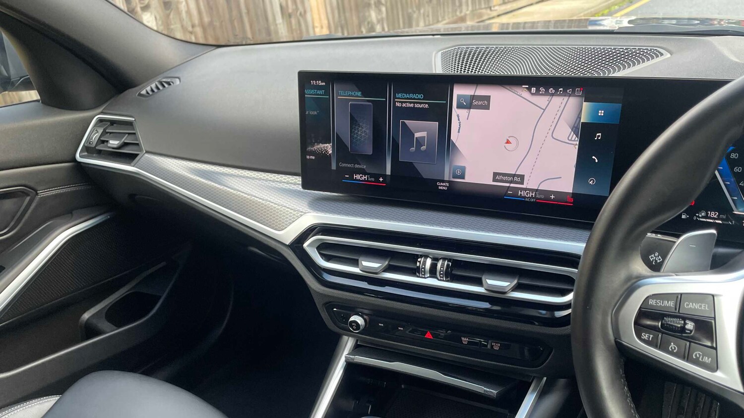 Used BMW 3 Series 2024 for sale - 76804981: Photo 22