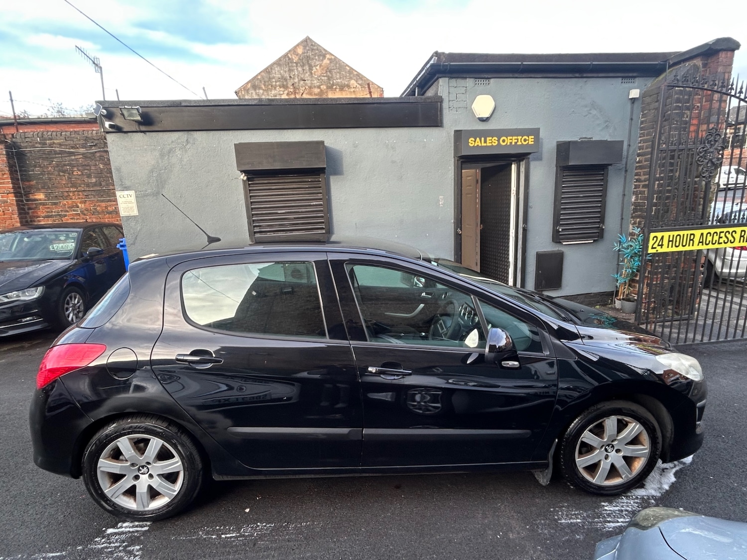Used Peugeot 308 2012 for sale - 77234667: Photo 5