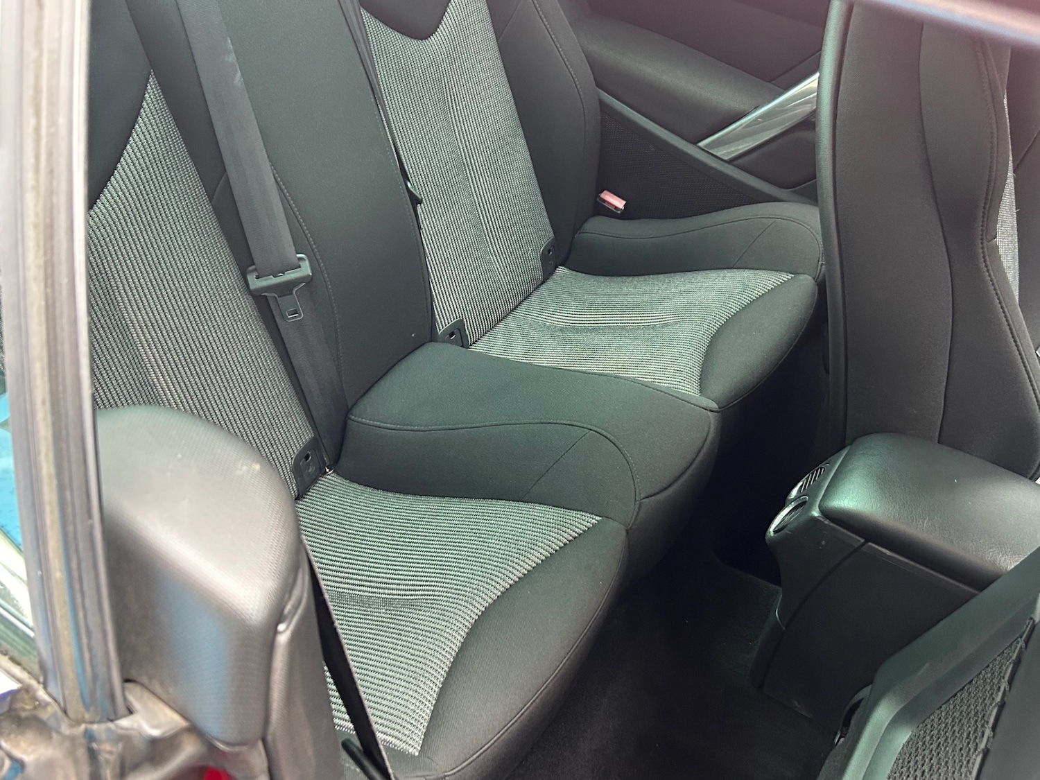 Used Peugeot 308 2011 for sale - 77235405: Photo 15