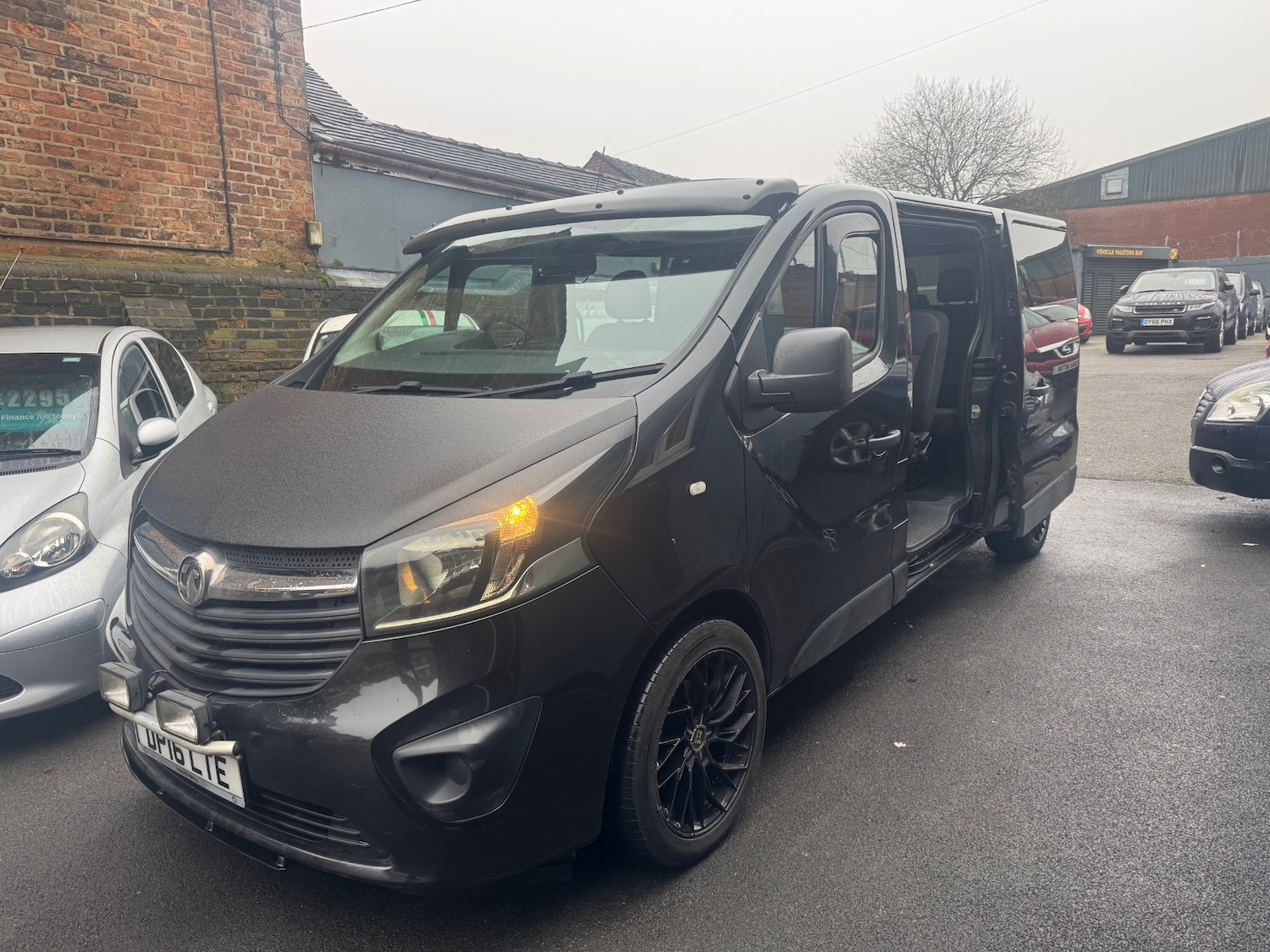 Used Vauxhall Vivaro 2016 for sale - 77248144: Photo 8