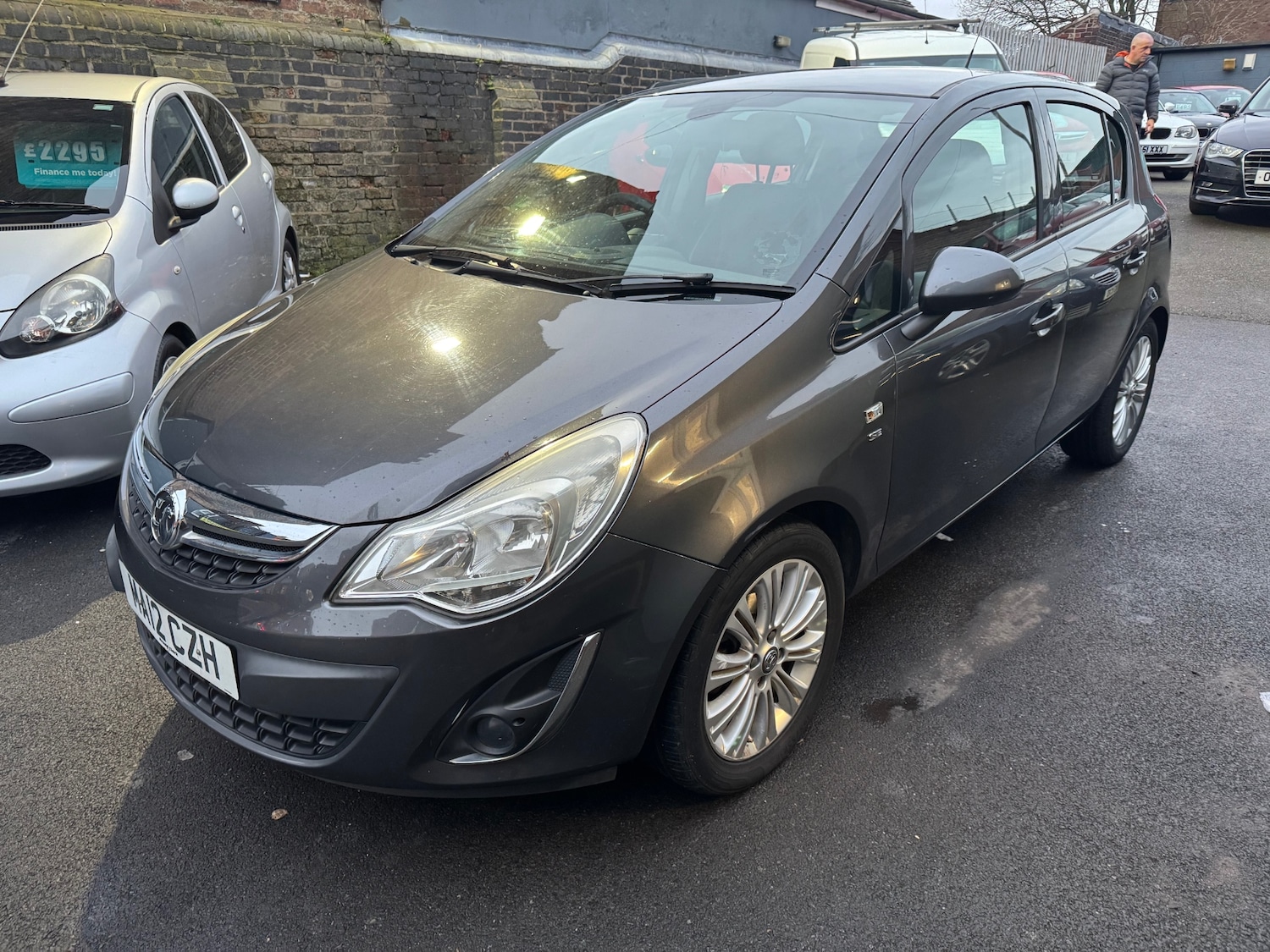 Used Vauxhall Corsa 2012 for sale - 77261723: Photo 3