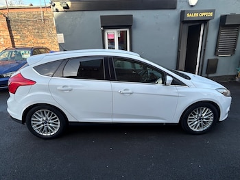 Used Ford Focus 2011 for sale - 77235418: Photo