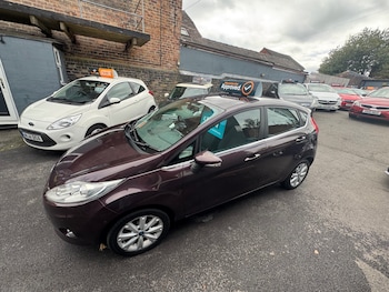 Used Ford Fiesta 2011 for sale - 76134564: Photo