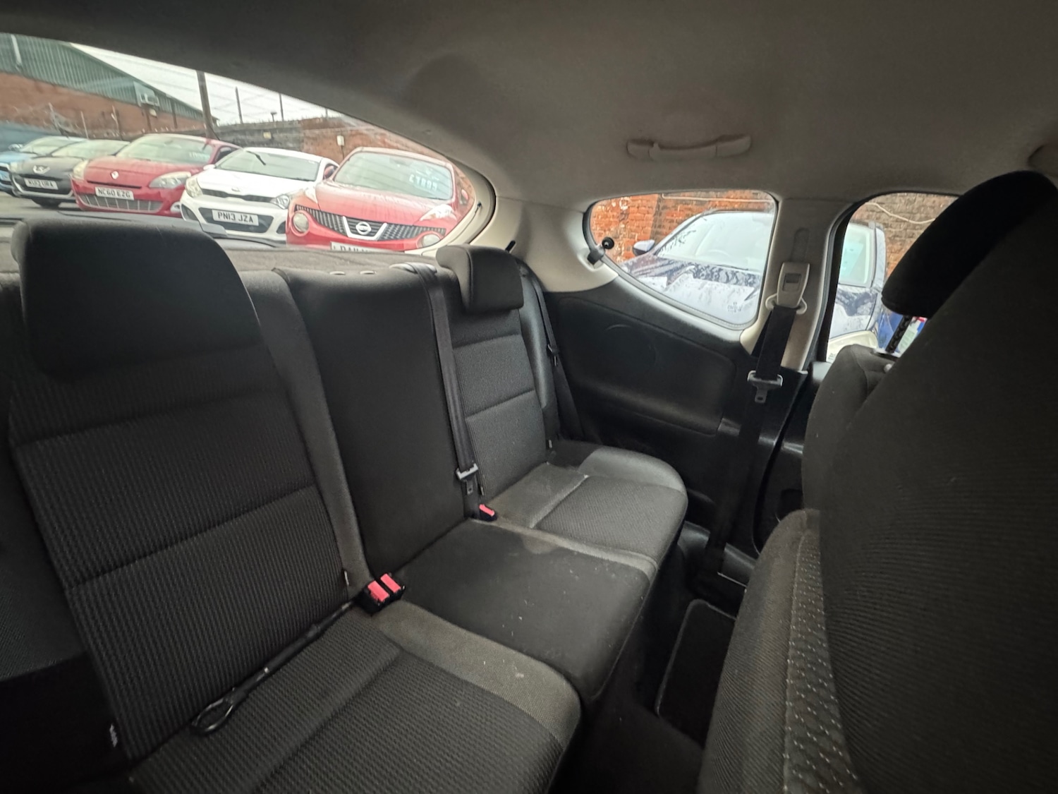 Used Peugeot 207 2010 for sale - 77248259: Photo 12