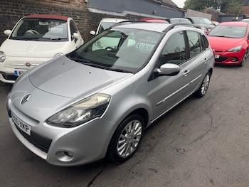 Used Renault Clio 2010 for sale - 76290557: Photo