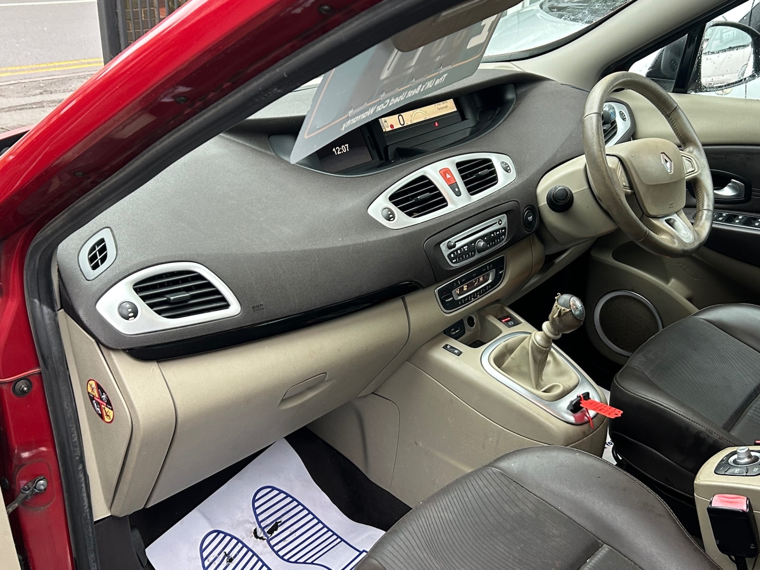 Used Renault Grand Scenic 2010 for sale - 77234609: Photo 14