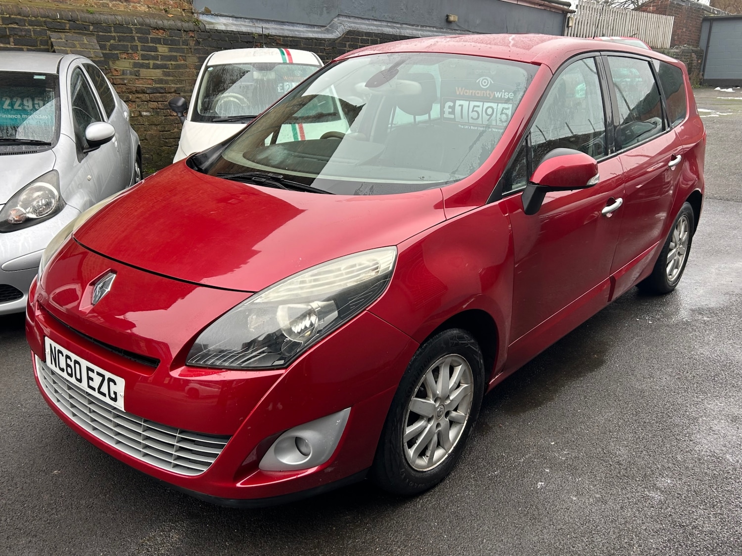 Used Renault Grand Scenic 2010 for sale - 77234609: Photo 3