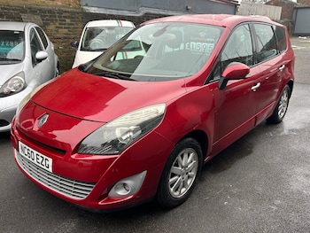 Used Renault Grand Scenic 2010 for sale - 77234609: Photo