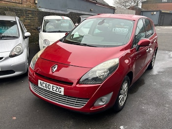 Used Renault Grand Scenic 2010 for sale - 77234609: Photo