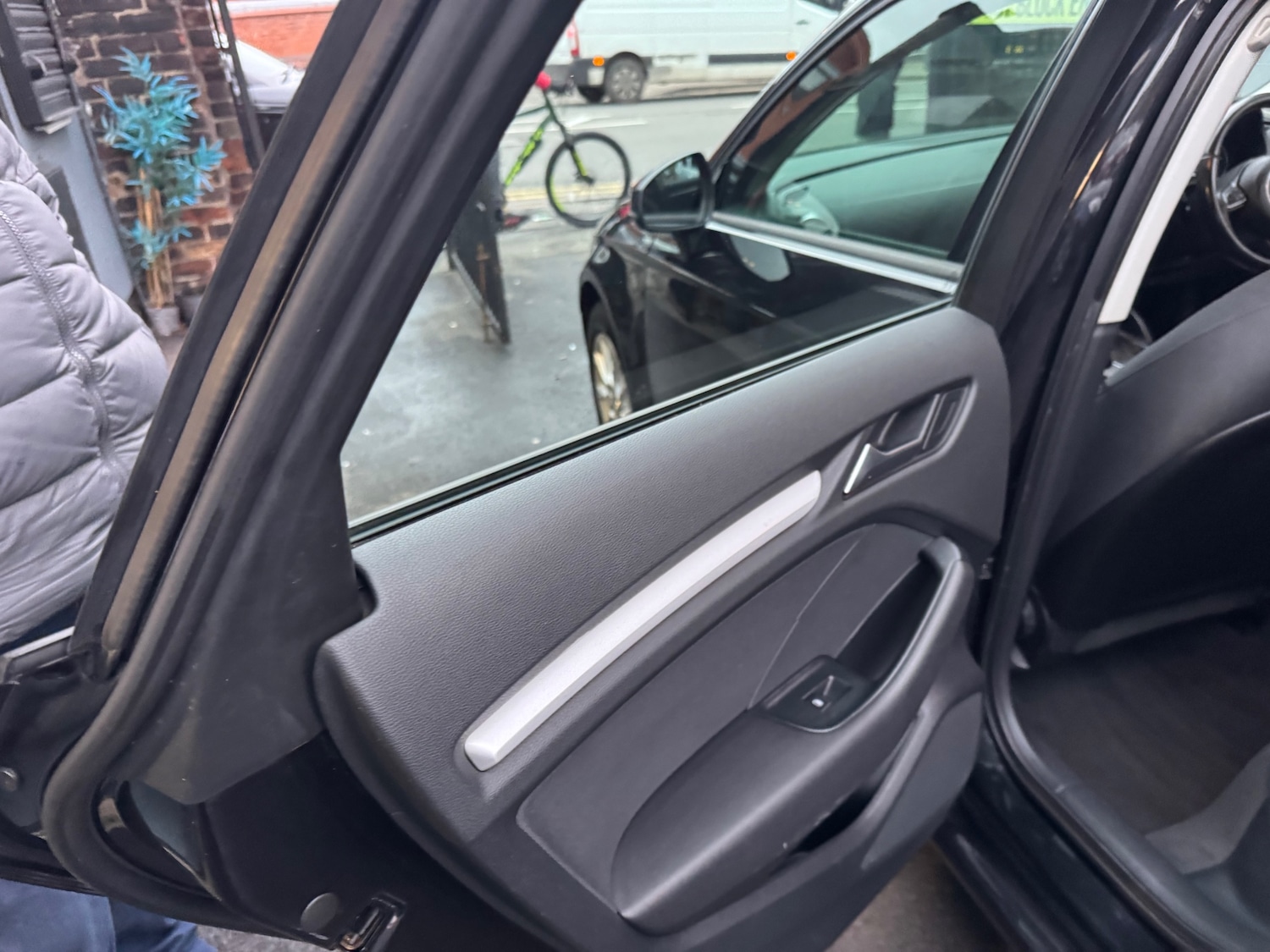 Used Audi A3 2014 for sale - 77260918: Photo 12