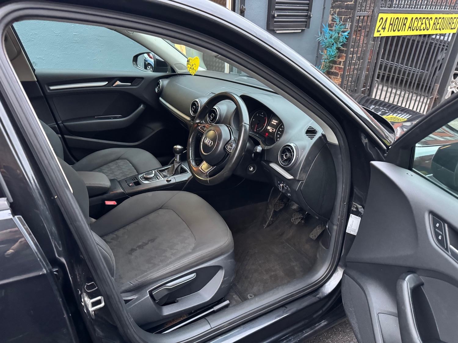 Used Audi A3 2014 for sale - 77260918: Photo 14