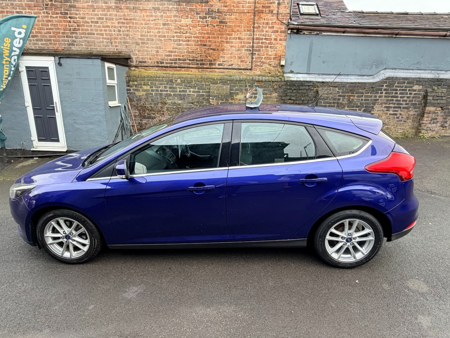 Used Ford Focus 2016 for sale - 77545928: Photo 3
