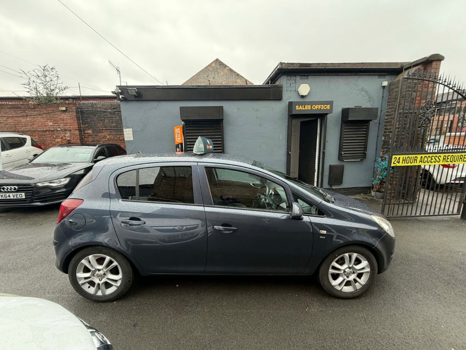 Used Vauxhall Corsa 2010 for sale - 77578397: Photo 5