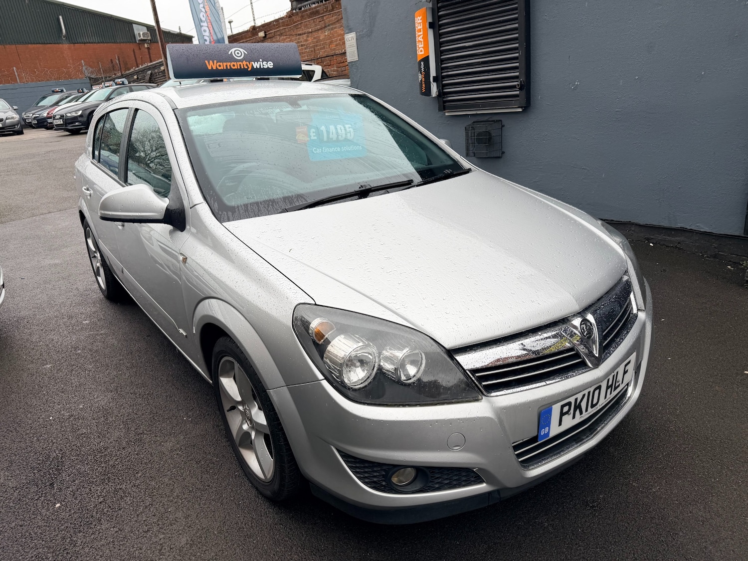 Used Vauxhall Astra 2010 for sale - 77548461: Photo 2