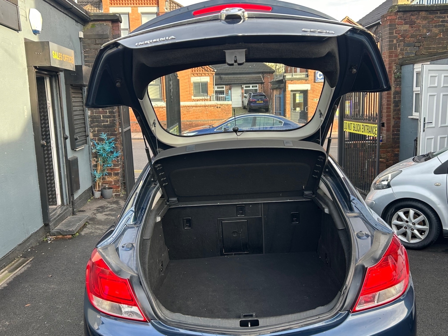 Used Vauxhall Insignia 2013 for sale - 77234546: Photo 8