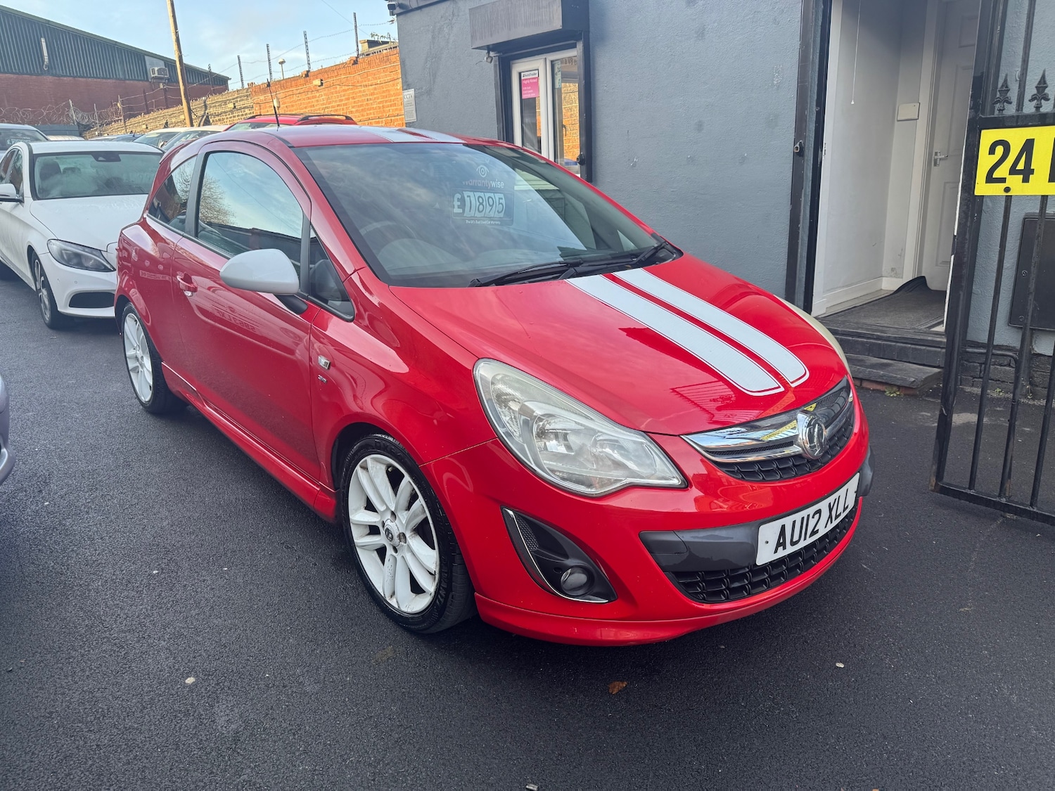 Used Vauxhall Corsa 2012 for sale - 77233851: Photo 2