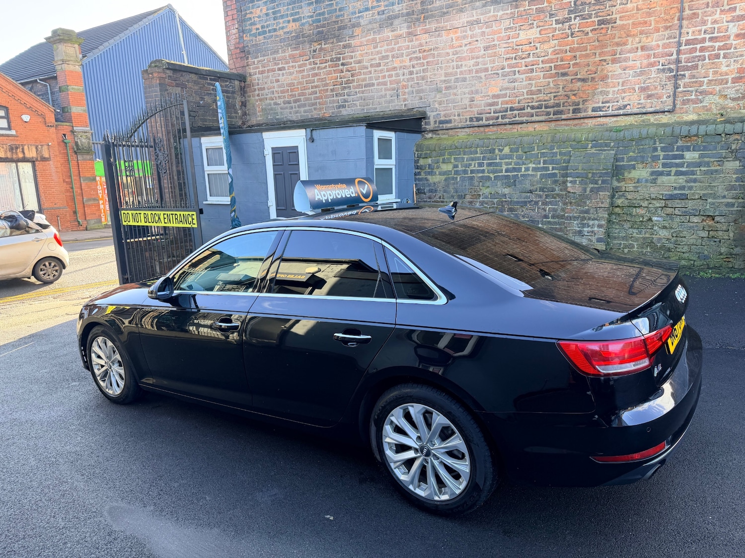 Used Audi A4 2017 for sale - 77635290: Photo 5