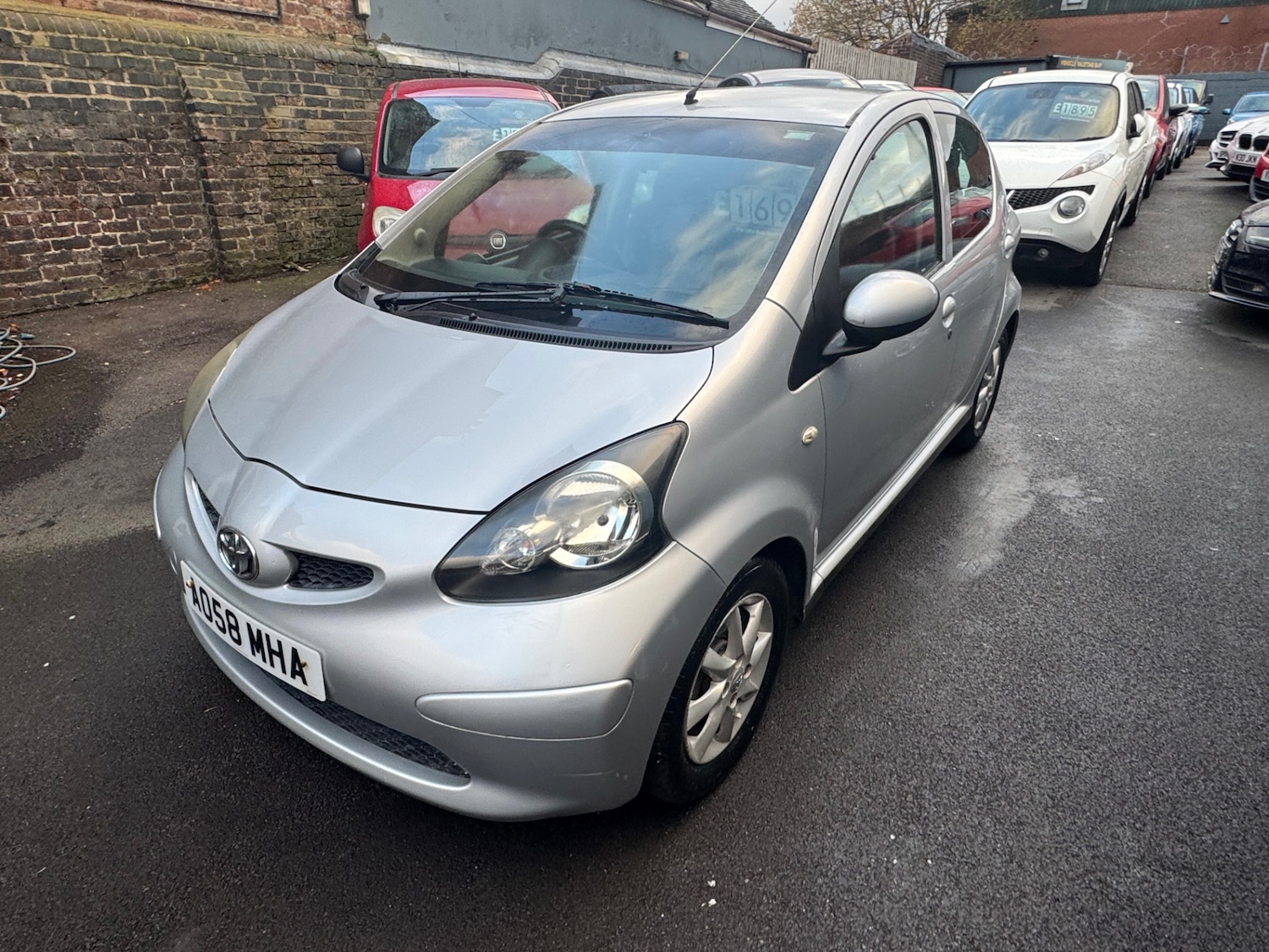 Used Toyota AYGO 2008 for sale - 77233630: Photo 2