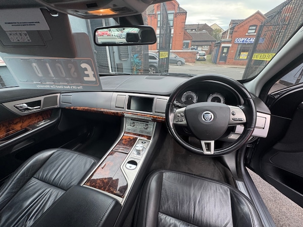 Used Jaguar XF 2010 for sale - 76149388: Photo 14