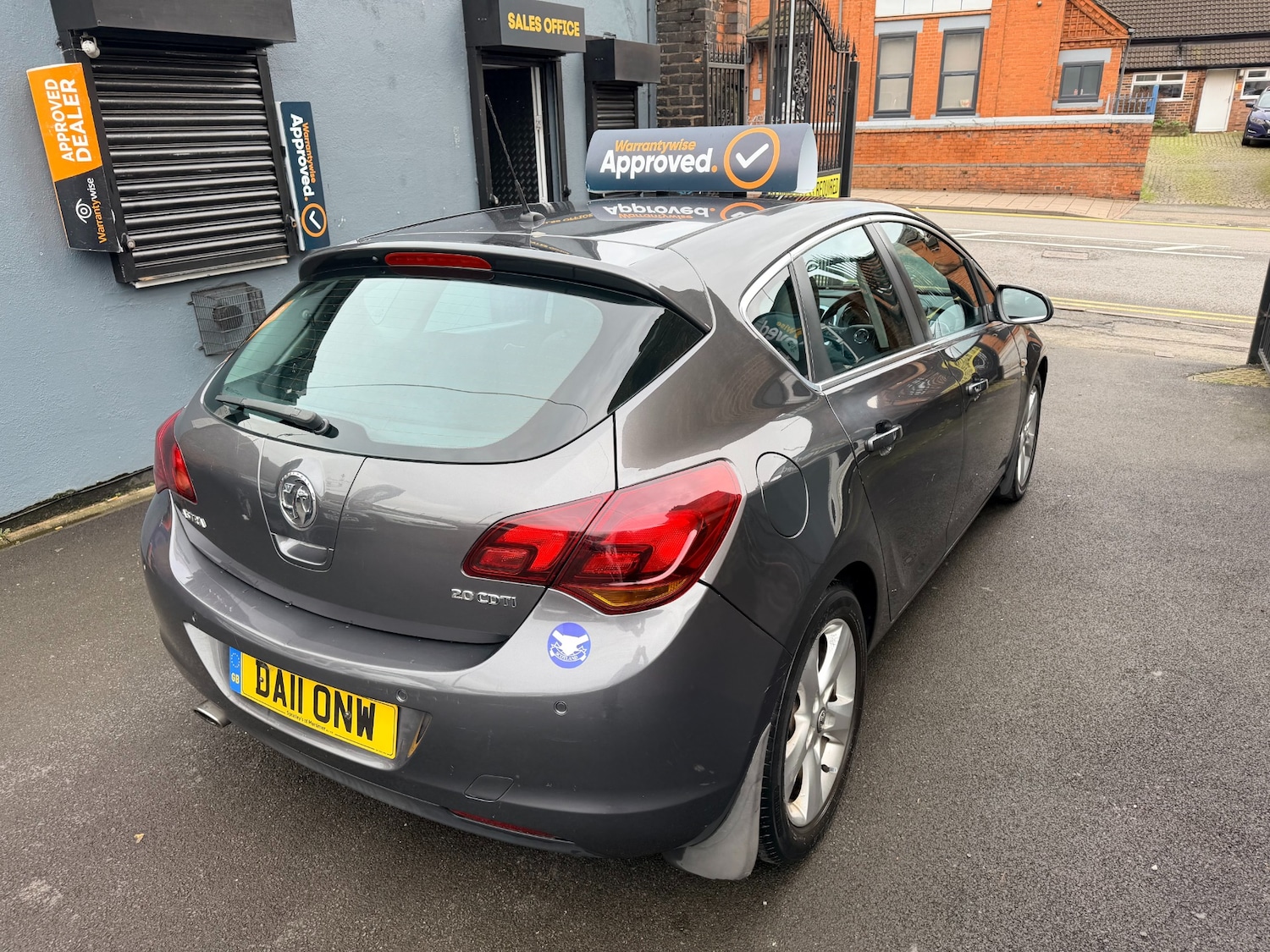 Used Vauxhall Astra 2011 for sale - 77546101: Photo 8