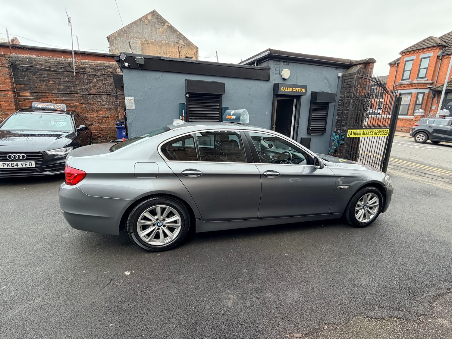 Used BMW 5 Series 2011 for sale - 77548144: Photo 14