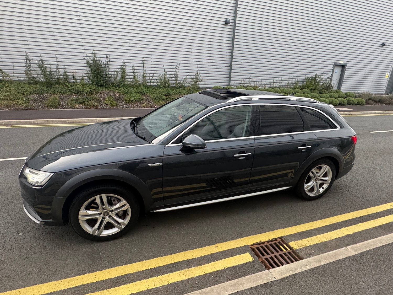 Used Audi A4 Allroad 2017 for sale - 76128844: Photo 9