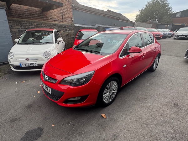 Used Vauxhall Astra 2014 for sale - 76290523: Photo 2