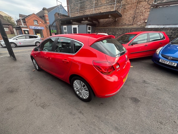 Used Vauxhall Astra 2014 for sale - 76290523: Photo 6