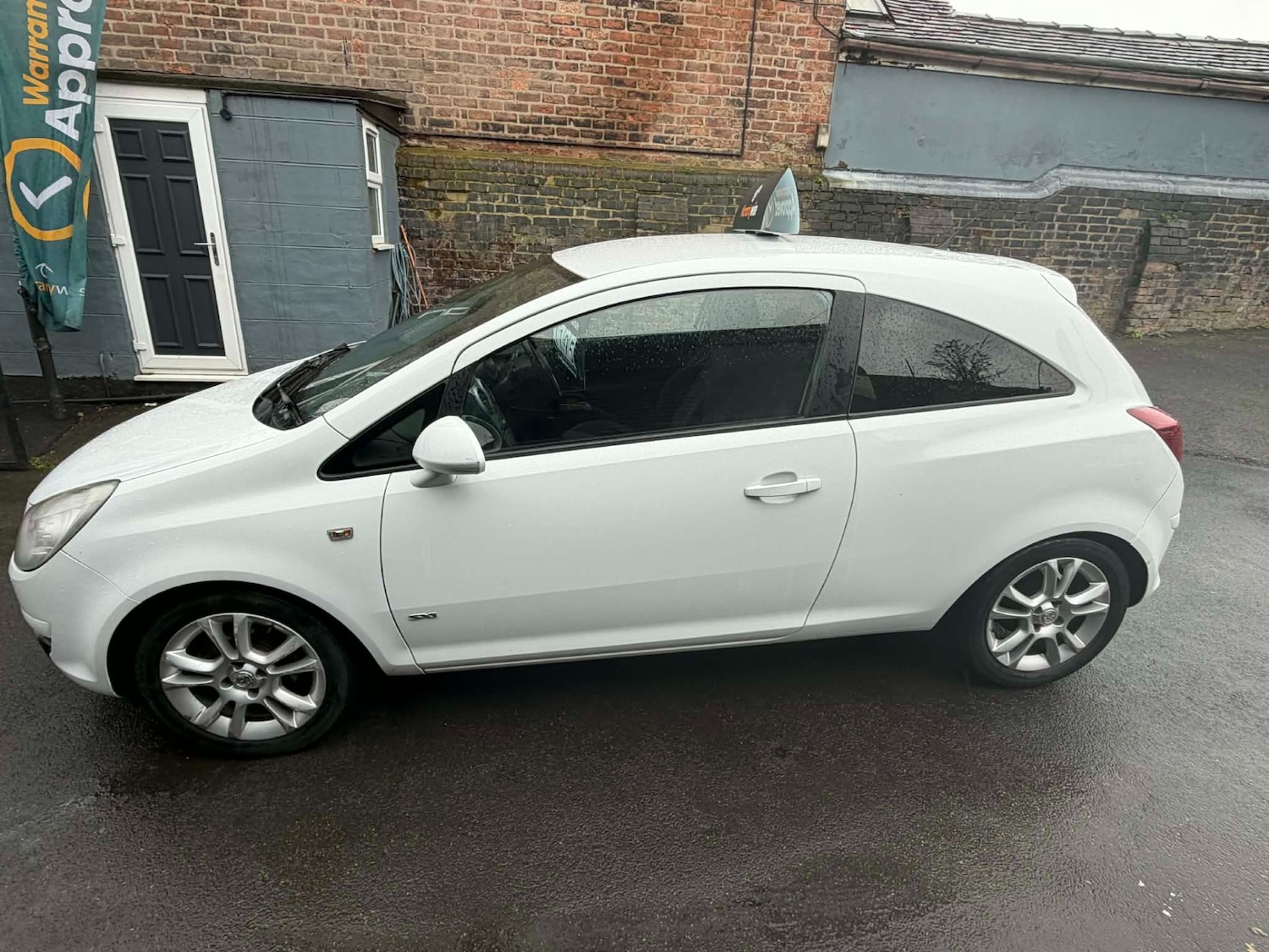 Used Vauxhall Corsa 2009 for sale - 77548491: Photo 6