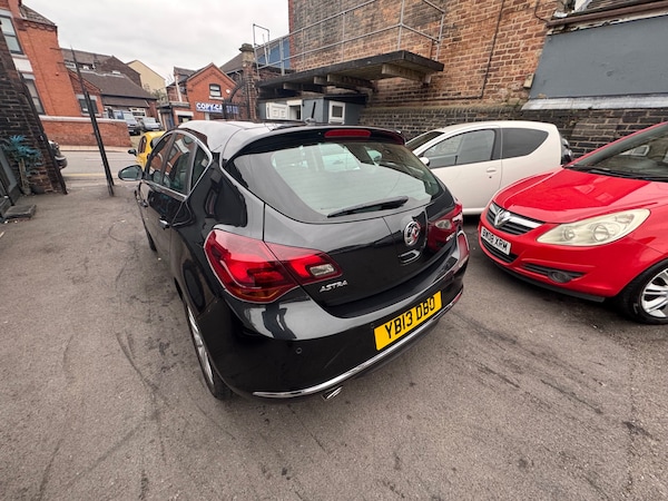 Used Vauxhall Astra 2013 for sale - 76290395: Photo 10
