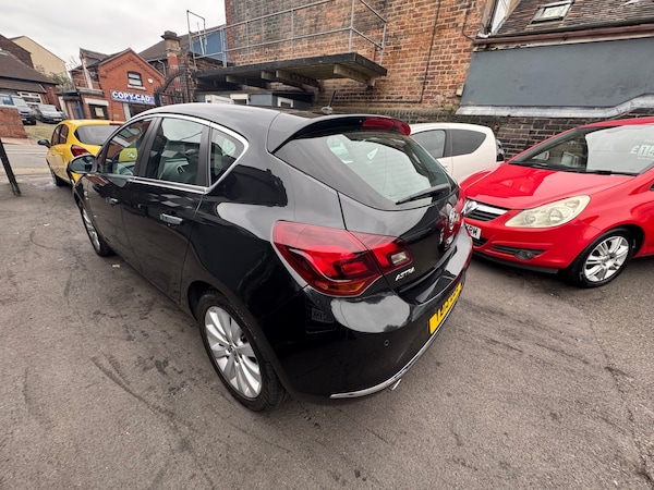 Used Vauxhall Astra 2013 for sale - 76290395: Photo 11