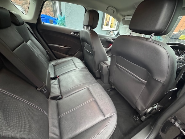 Used Vauxhall Astra 2013 for sale - 76290395: Photo 21