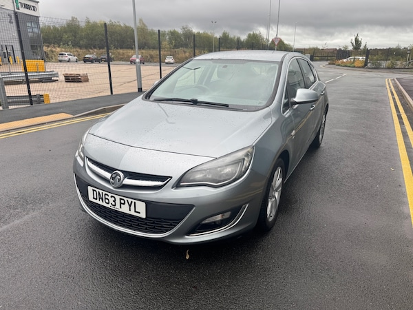 Used Vauxhall Astra 2013 for sale - 76162151: Photo 3