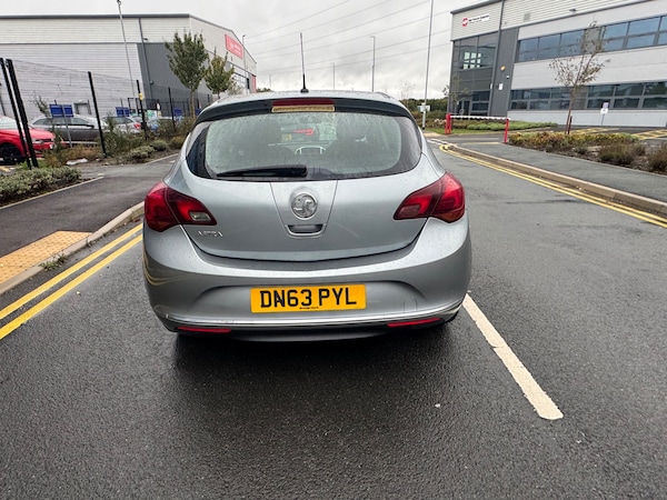 Used Vauxhall Astra 2013 for sale - 76162151: Photo 9