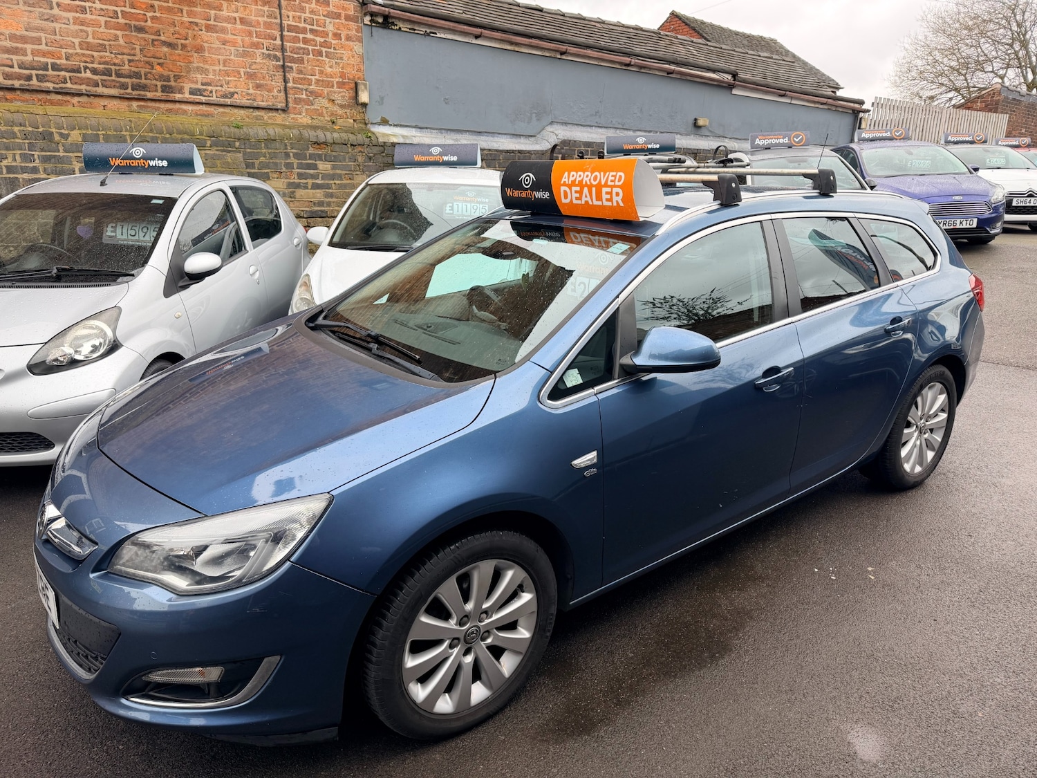 Used Vauxhall Astra 2014 for sale - 77548620: Photo 2