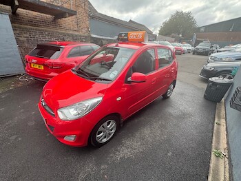 Used Hyundai i10 2012 for sale - 76134466: Photo