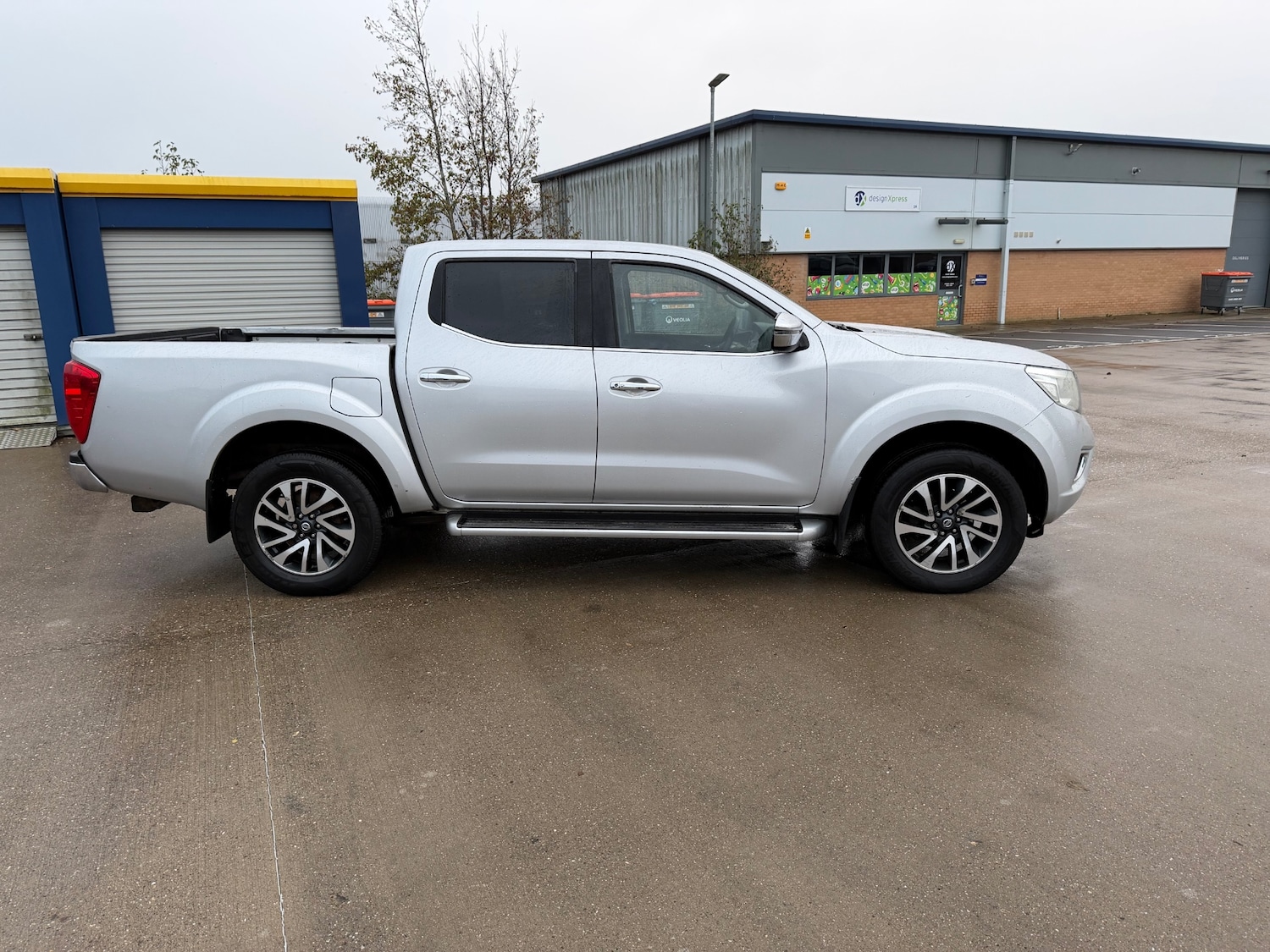 Used Nissan Navara 2017 for sale - 77282464: Photo 2